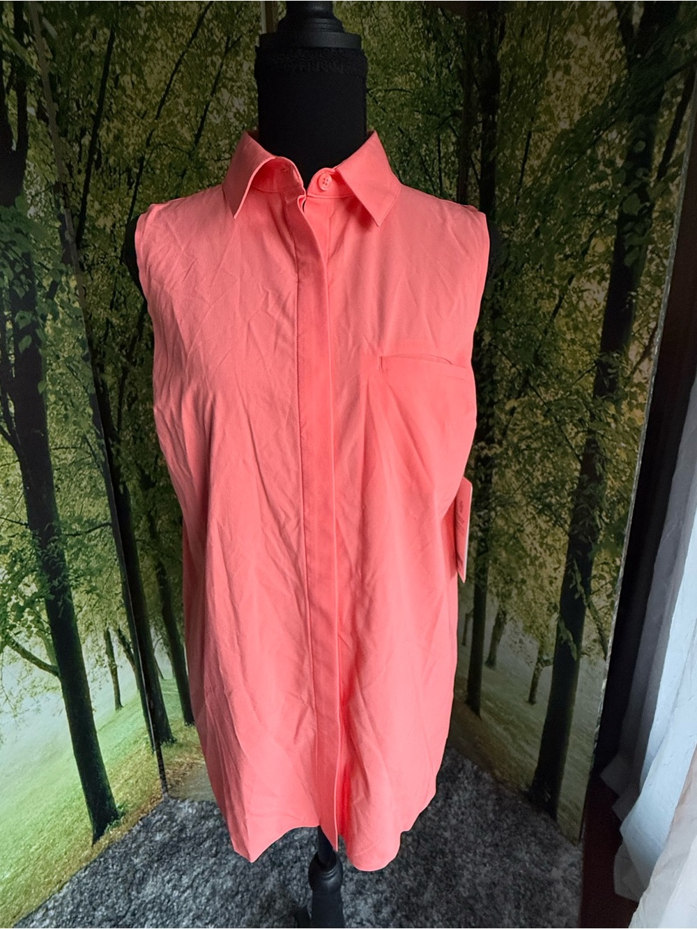 Athleta Sleeveless Button-Down Shirt in Coral Urbanite II Tank NWT